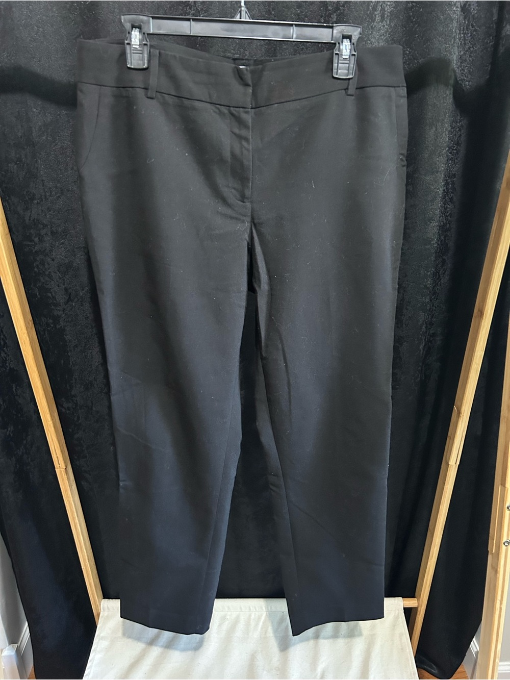 Chaus Black Women's Trousers